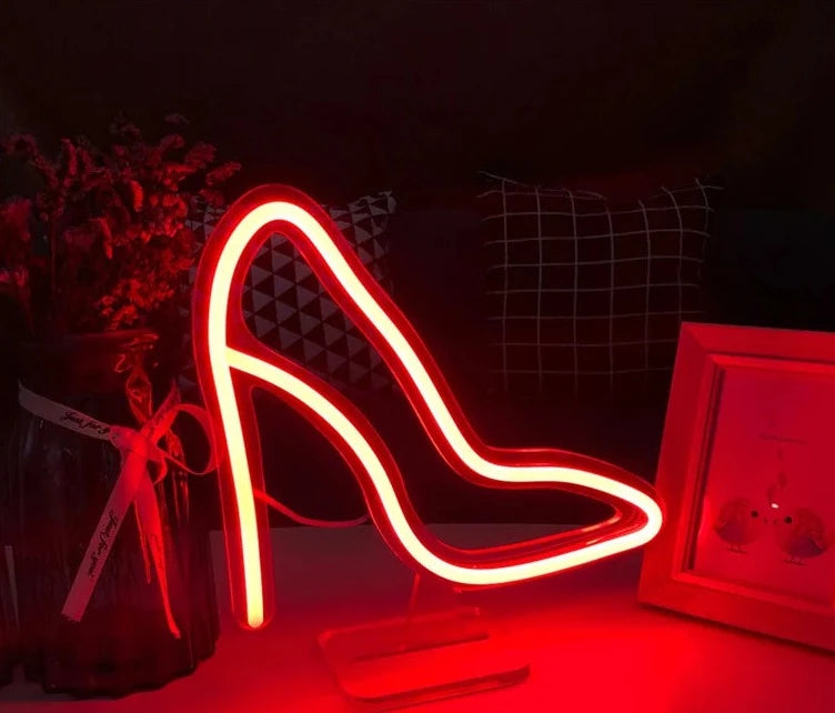 Scarpa neon tacco