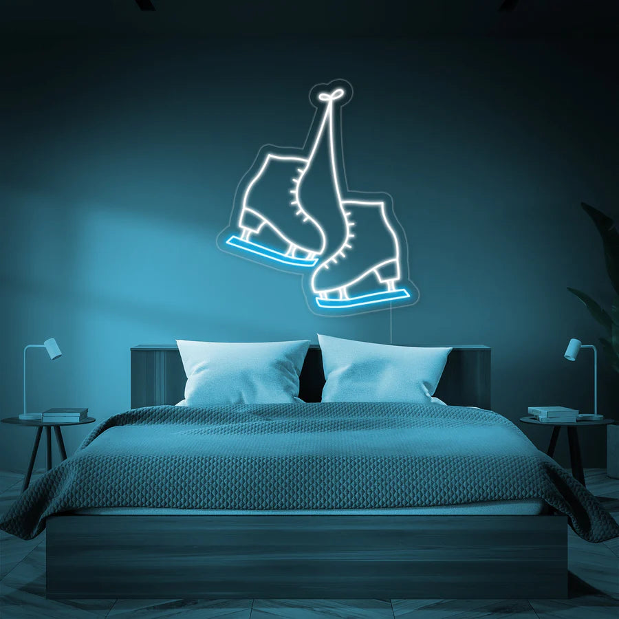 skate su ghiaccio neon