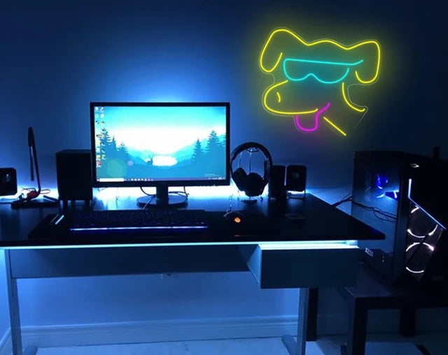 bassotto con occhiali neon