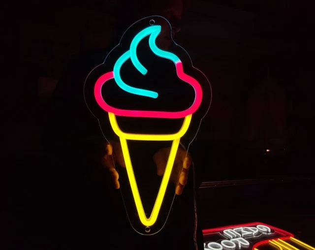 Gelato cono neon