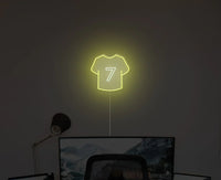 maglietta con numero neon